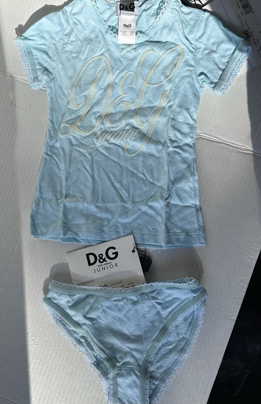Dolce& Gabbana set of girl’s briefs size 5 and top size 4